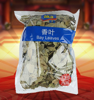 宜客(AKA)香叶产自云南昆明250g每袋，选用上等优质的香叶为原料，经现代先进的工艺，精心制作而成，品质天然，口味纯正。营养丰富，美味健康，天香甜口感，气味芳香，味道纯正，品质有保障，可放心食用。塑料质地包装，简洁大方，食用简单，是您厨房常备品的上好选择，带给您全新的精彩体验。